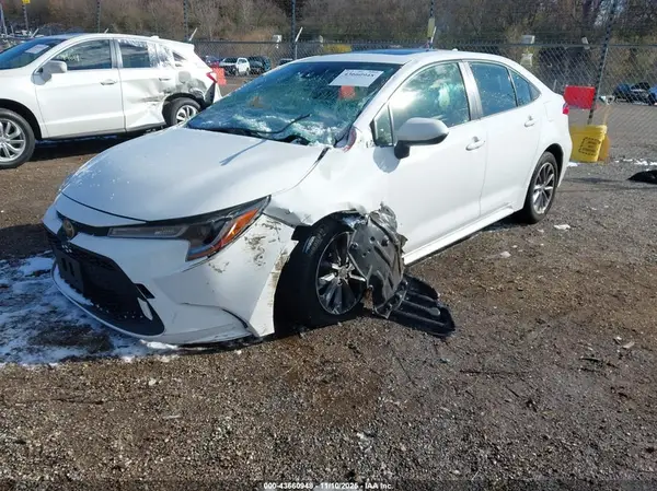 JTDHPRAE7LJ072759 2020 TOYOTA COROLLA - Image 2