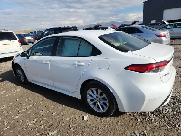 JTDHPRAE8LJ047966 2020 TOYOTA COROLLA - Image 2