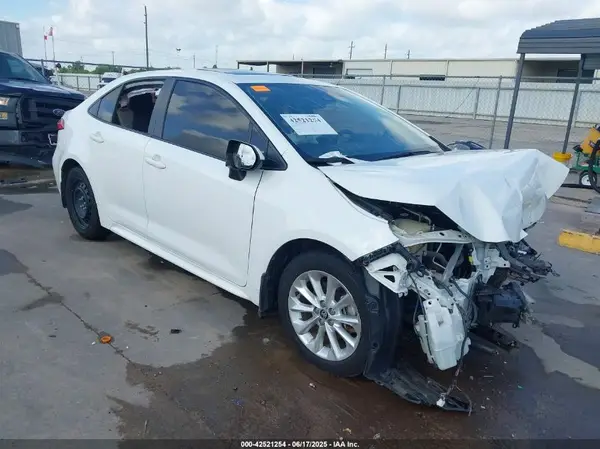 JTDHPRAE9LJ010635 2020 TOYOTA COROLLA - Image 1