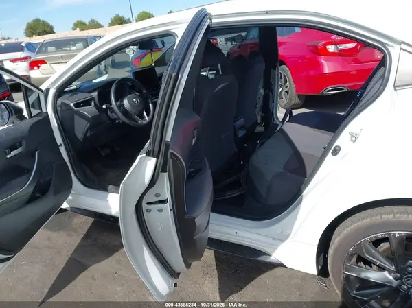 JTDP4MCE5R3520644 2024 TOYOTA COROLLA - Image 8