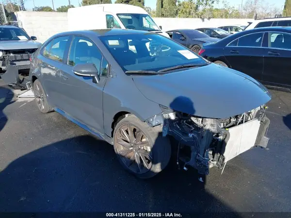 JTDP4MCE5R3520952 2024 TOYOTA COROLLA - Image 1