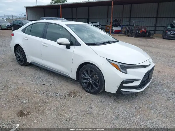 JTDP4MCE6R3521107 2024 TOYOTA COROLLA - Image 1