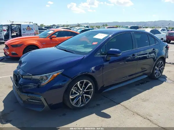 JTDP4RCE7LJ003958 2020 TOYOTA COROLLA - Image 2