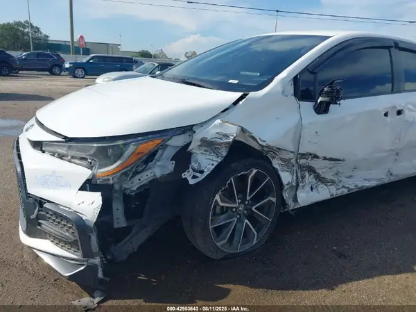 2022 TOYOTA COROLLA auction photo 6