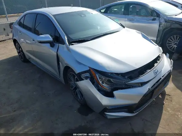 JTDS4MCE4MJ060651 2021 TOYOTA COROLLA - Image 1
