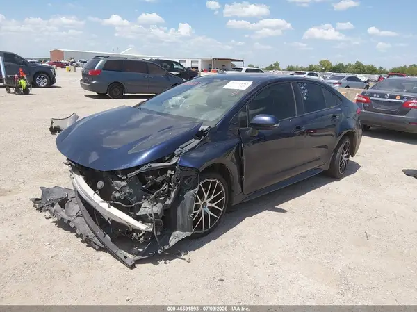 JTDS4MCE4MJ066806 2021 TOYOTA COROLLA - Image 2