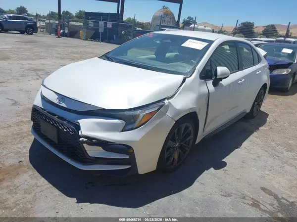 JTDS4MCE5P3517766 2023 TOYOTA COROLLA - Image 2