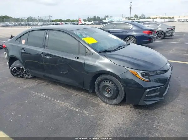 JTDS4MCE7MJ072468 2021 TOYOTA COROLLA - Image 1