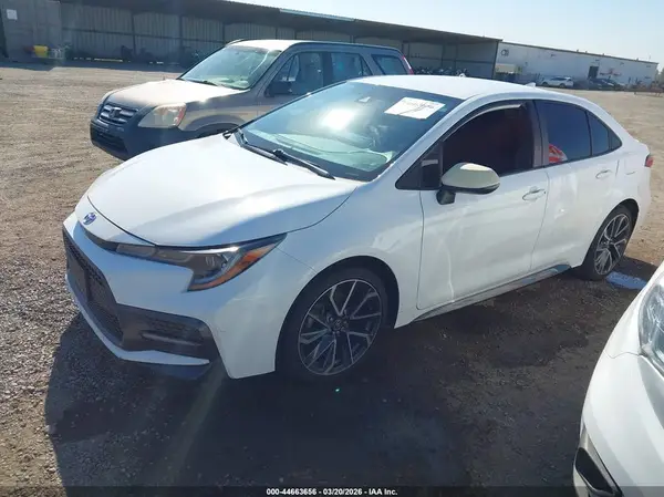 JTDS4MCE8MJ070163 2021 TOYOTA COROLLA - Image 2