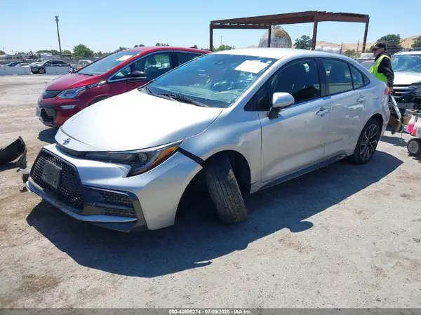 JTDS4RCE0LJ012527 2020 TOYOTA COROLLA - Image 2