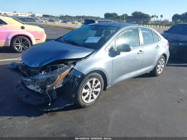 JTDS4RCE3LJ024607 2020 TOYOTA COROLLA - Image 2