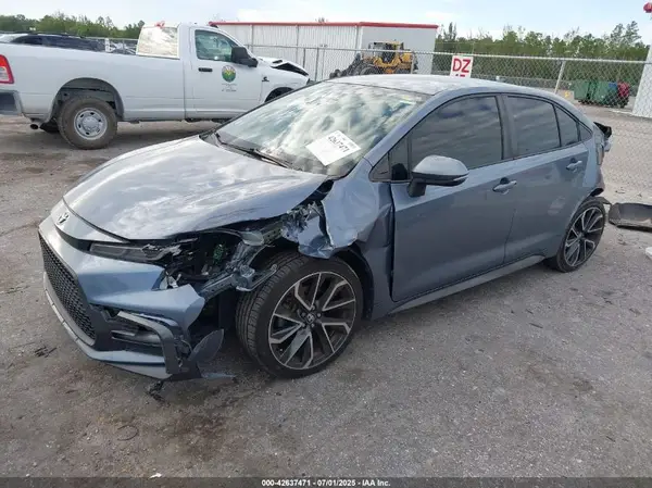 JTDS4RCE3LJ045943 2020 TOYOTA COROLLA - Image 2