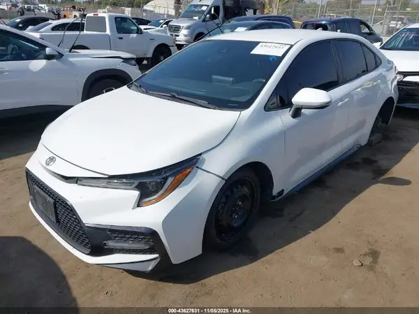 JTDS4RCE7LJ033892 2020 TOYOTA COROLLA - Image 2