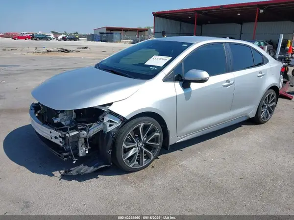 JTDS4RCE8LJ013523 2020 TOYOTA COROLLA - Image 2