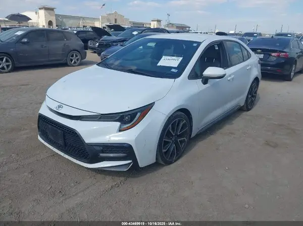 JTDS4RCE8LJ024537 2020 TOYOTA COROLLA - Image 2