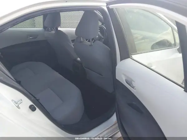 JTDS4RCE8LJ024537 2020 TOYOTA COROLLA - Image 8