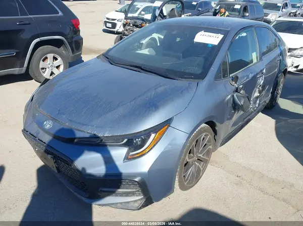 JTDS4RCE9LJ017015 2020 TOYOTA COROLLA - Image 2