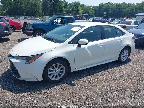 JTDVPMAE0MJ121467 2021 TOYOTA COROLLA - Image 2