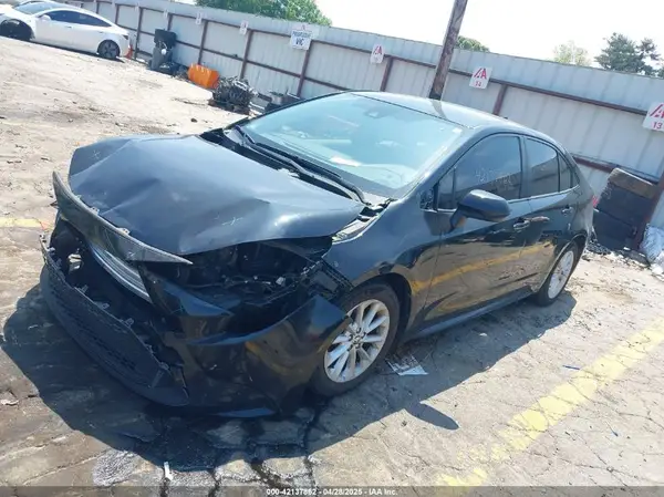 JTDVPMAE0MJ121646 2021 TOYOTA COROLLA - Image 2