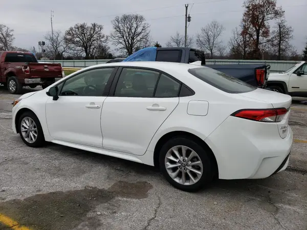 JTDVPMAE0MJ121940 2021 TOYOTA COROLLA - Image 2
