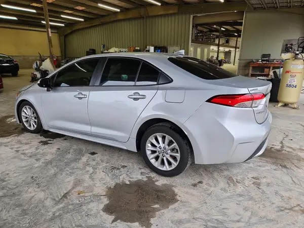 JTDVPMAE0MJ149723 2021 TOYOTA COROLLA - Image 2