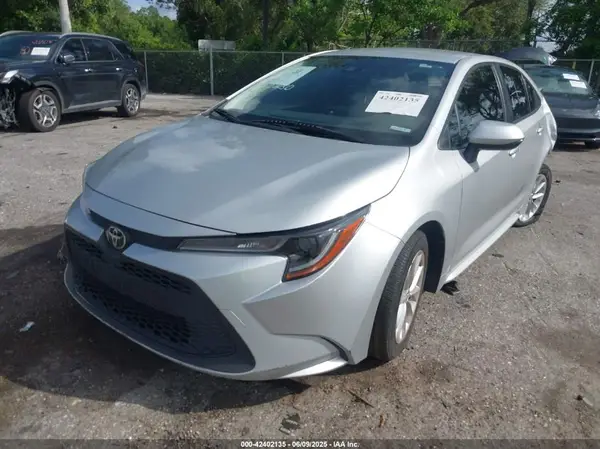 JTDVPMAE0N3003280 2022 TOYOTA COROLLA - Image 2