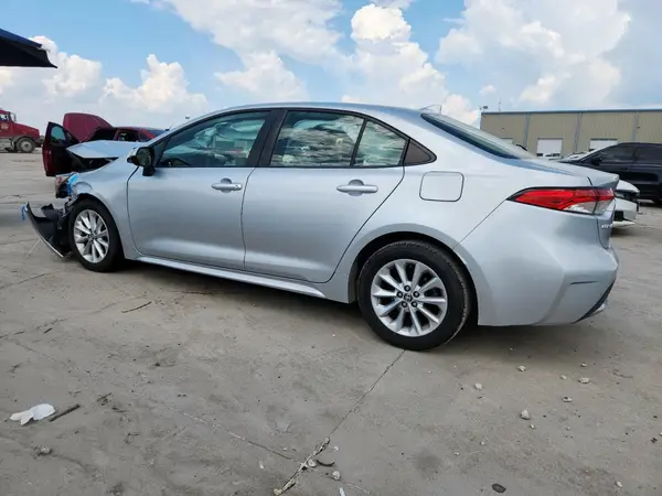JTDVPMAE1MJ121431 2021 TOYOTA COROLLA - Image 2