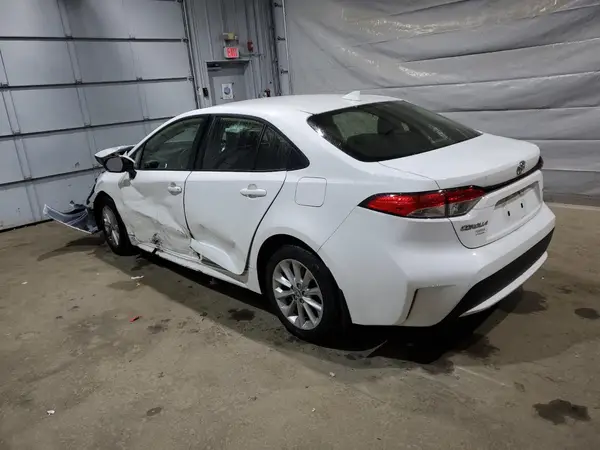 JTDVPMAE1N3002459 2022 TOYOTA COROLLA - Image 2