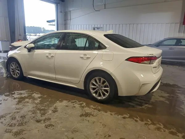 JTDVPMAE1N3014613 2022 TOYOTA COROLLA - Image 2