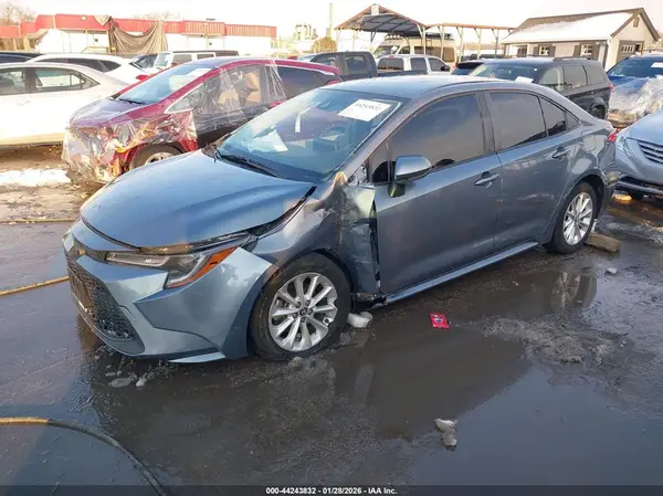 JTDVPMAE1N3016443 2022 TOYOTA COROLLA - Image 2