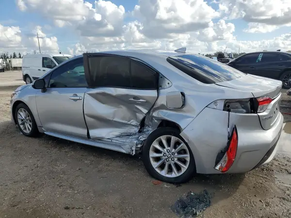 JTDVPMAE1NJ224771 2022 TOYOTA COROLLA - Image 2