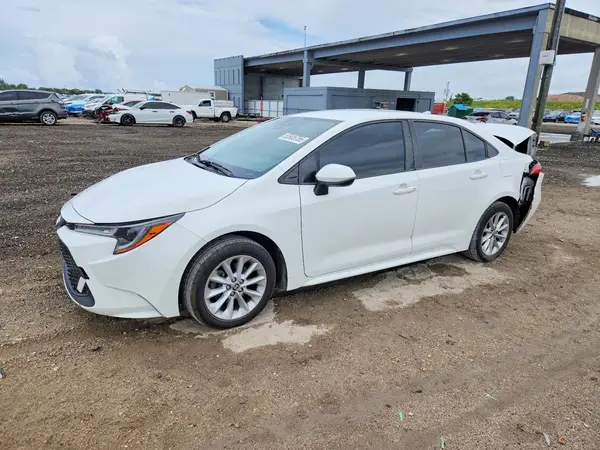 JTDVPMAE2MJ120627 2021 TOYOTA COROLLA - Image 1