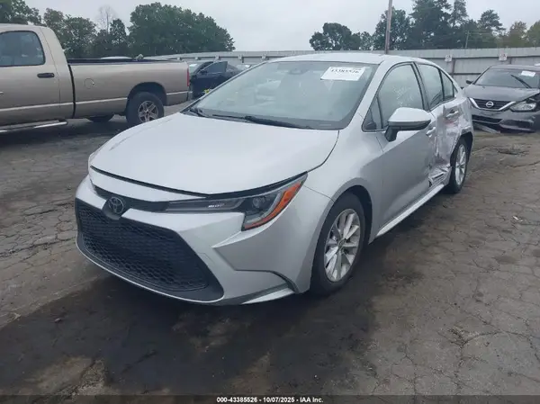 JTDVPMAE2MJ122295 2021 TOYOTA COROLLA - Image 2
