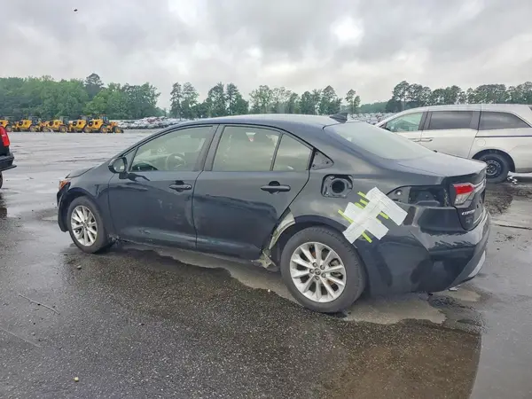 JTDVPMAE2MJ123222 2021 TOYOTA COROLLA - Image 2