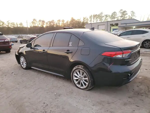 JTDVPMAE2MJ159072 2021 TOYOTA COROLLA - Image 2