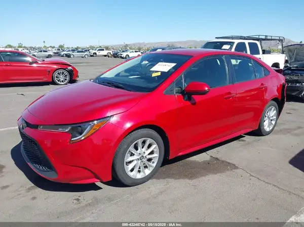 JTDVPMAE2MJ165339 2021 TOYOTA COROLLA - Image 2