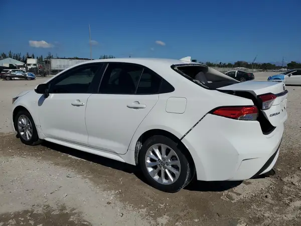 JTDVPMAE2N3021473 2022 TOYOTA COROLLA - Image 2