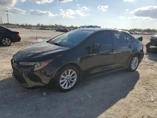 JTDVPMAE2NJ216078 2022 TOYOTA COROLLA - Image 1