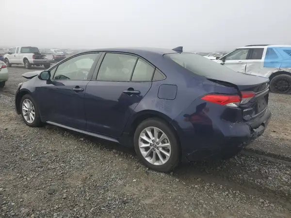 JTDVPMAE3MJ132267 2021 TOYOTA COROLLA - Image 2