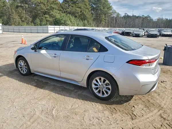 JTDVPMAE3MJ147058 2021 TOYOTA COROLLA - Image 2