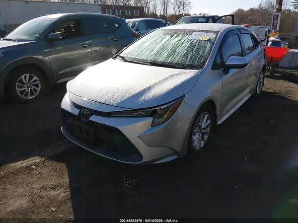 JTDVPMAE3N3033633 2022 TOYOTA COROLLA - Image 2