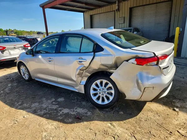 JTDVPMAE3NJ222505 2022 TOYOTA COROLLA - Image 2
