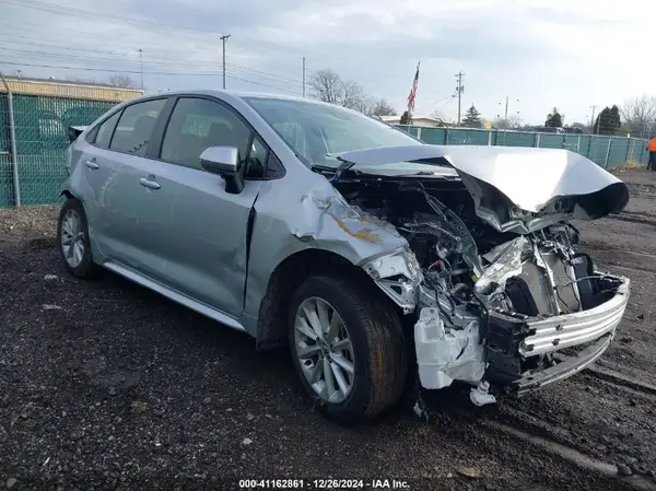 JTDVPMAE4MJ120984 2021 TOYOTA COROLLA - Image 1