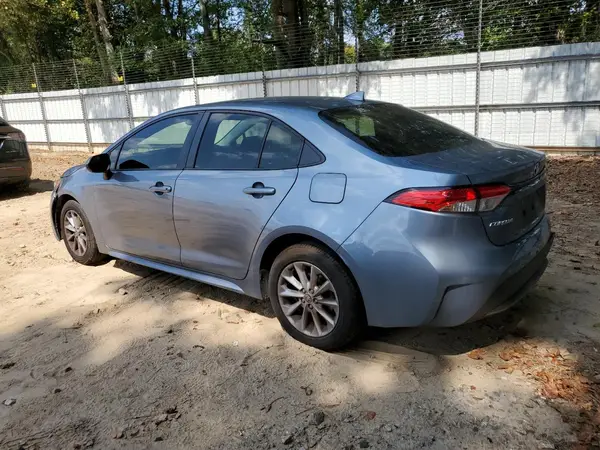 JTDVPMAE4MJ122461 2021 TOYOTA COROLLA - Image 2