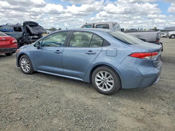 JTDVPMAE4MJ132942 2021 TOYOTA COROLLA - Image 2