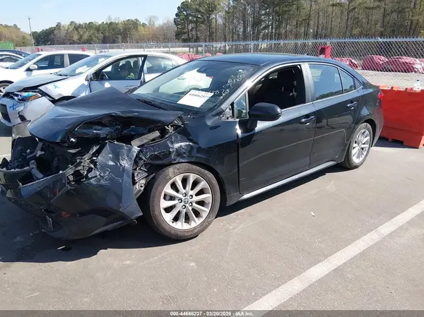 JTDVPMAE4MJ144878 2021 TOYOTA COROLLA - Image 2
