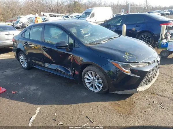 JTDVPMAE4MJ161535 2021 TOYOTA COROLLA - Image 1