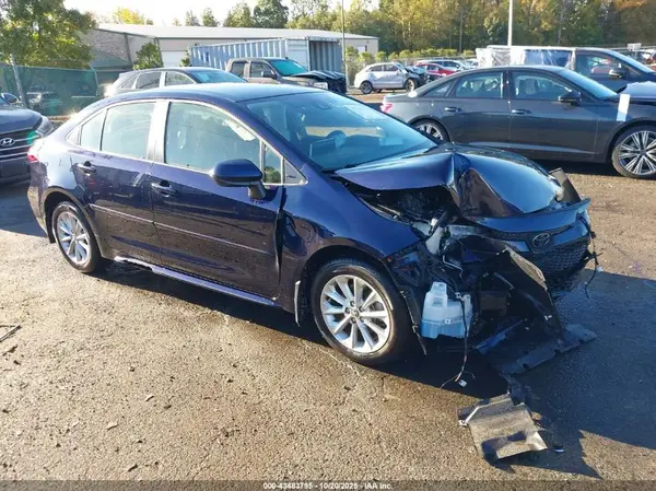 JTDVPMAE4MJ166766 2021 TOYOTA COROLLA - Image 1