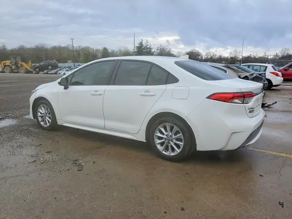 JTDVPMAE4N3018641 2022 TOYOTA COROLLA - Image 2
