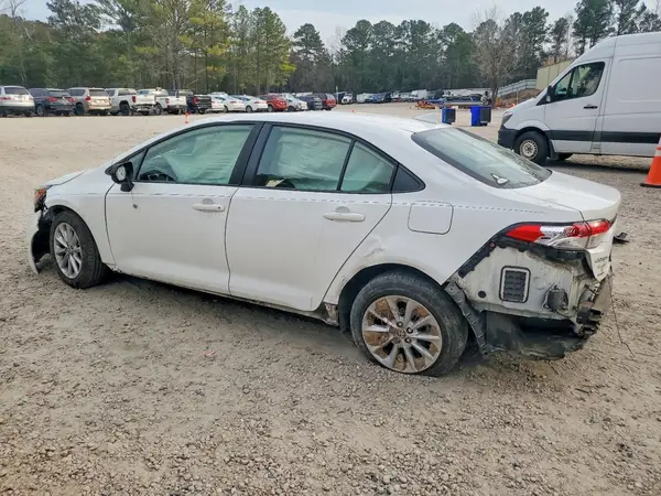 JTDVPMAE5MJ129127 2021 TOYOTA COROLLA - Image 2